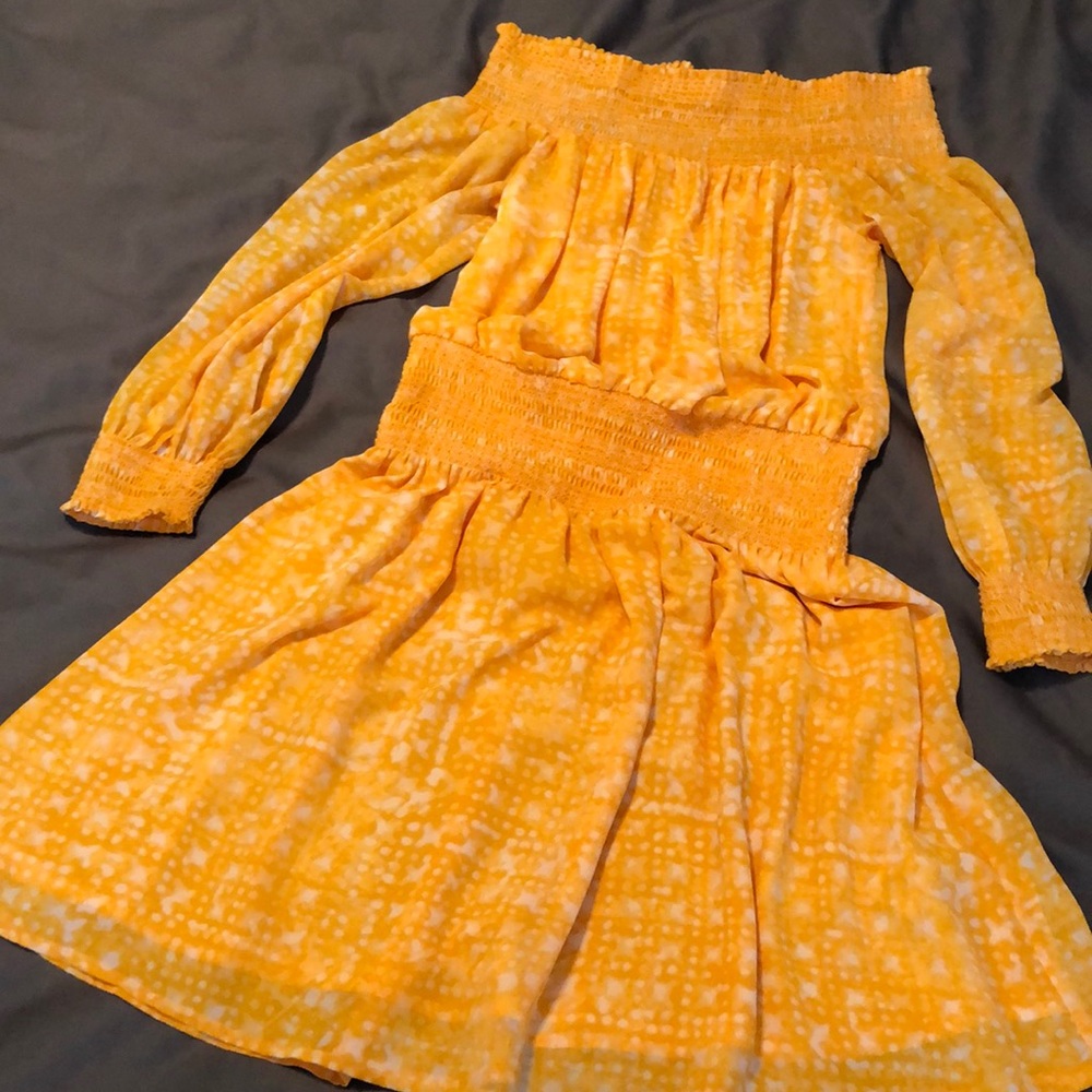Hello dress
